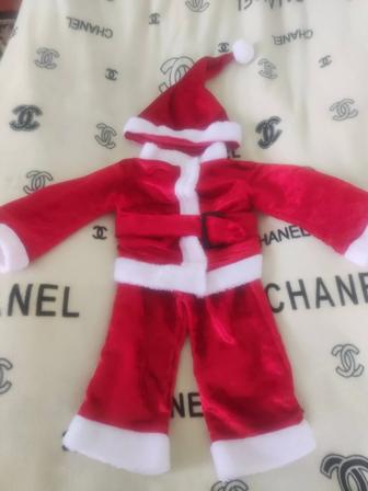 Продам детский костюм.сантаклауса