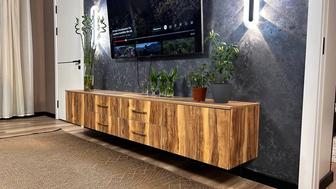 Продам новую ТВ-тумбу