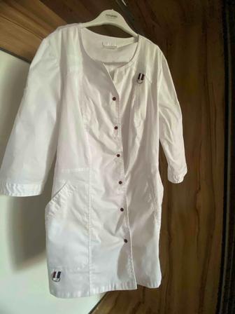 Продам медицинский костюм