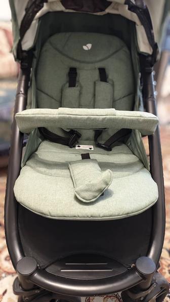 Продам Прогулочную Коляску Joie Litetrax 4 DLX)