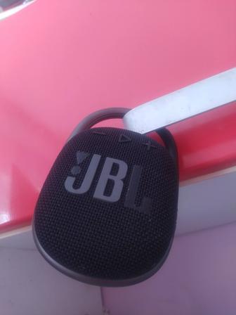 Продам JBL колонку оригинал