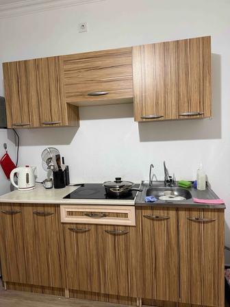 Кухонный гарнитур(кухня) с варочной поверхностью и без продается