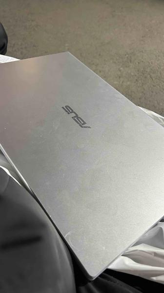 Ноутбук Asus vivobook