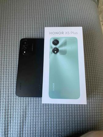 Продам смартфон Honor X5 Plus 64 gb