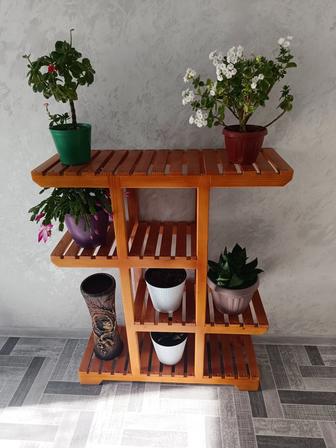 Продам стеллаж для цветов