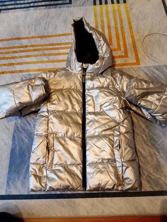 Куртка серебристая