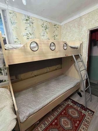 кровать двухъярусная бу