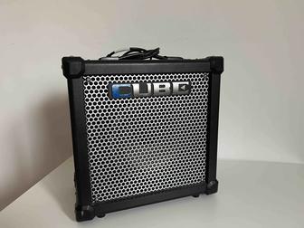 Комбоусилитель Roland CUBE