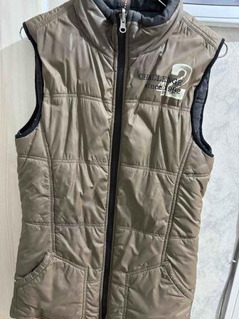 Продам жилетку