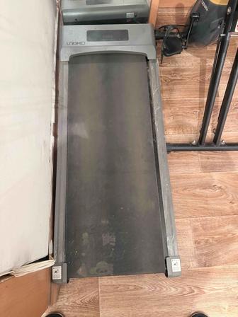 Продам беговую дорожку