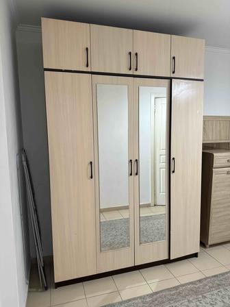 Шкаф в гостиную, прихожую