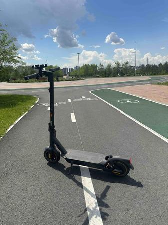 Электросамокат NINEBOT G2