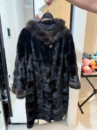 Продам норковую шубу