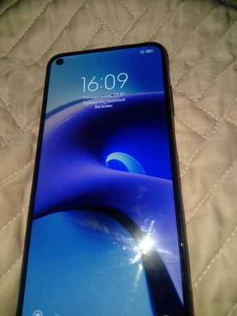 2 телефона в рабочем состоянии