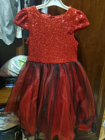 Нарядное платье