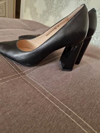 Продам туфли