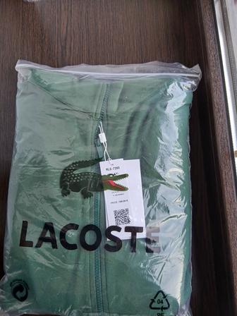 Продам спортивный костюм Лакосте