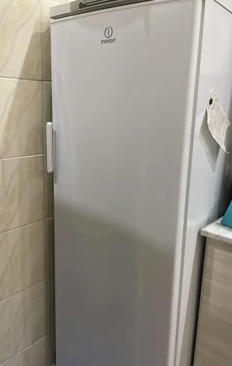 Морозильник indesit