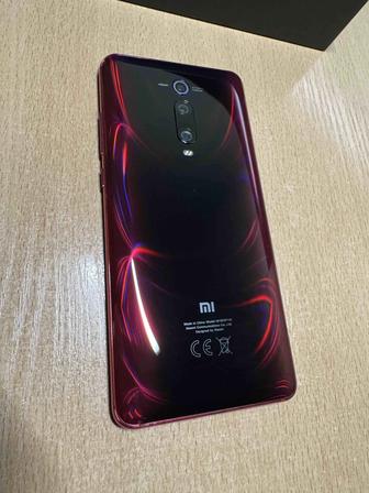 Mi9T pro, Flame red