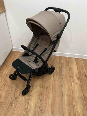 Продам коляску Anex Air Z
