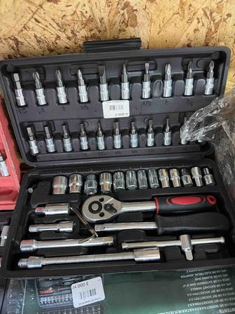 Набор инструментов продам