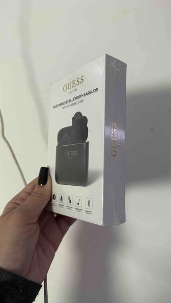 Наушники новые Guess