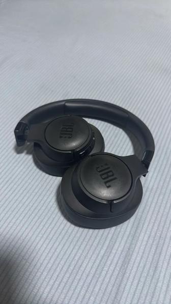 Наушники JBL Tune 720BT черные