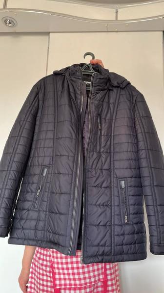 Продам мужскую куртку размера 54-56 на крупного и высокого мужчину,новая