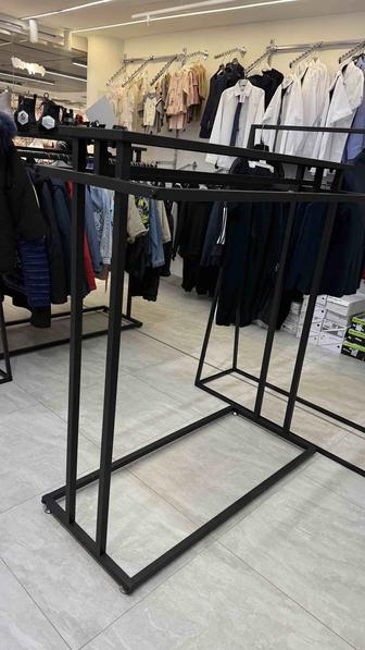 Стойки для одежды