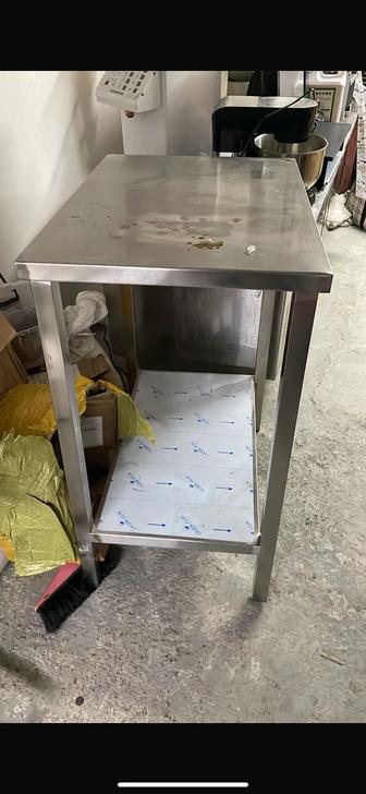 СРОЧНО ТОРГ! продается стол для общепита
