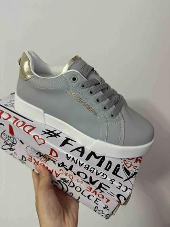 Кроссы женские