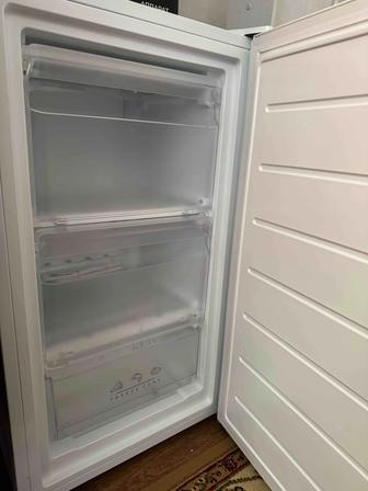 Продам морозильник