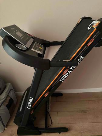 Продам беговую дорожку Genau Terra TR-55S