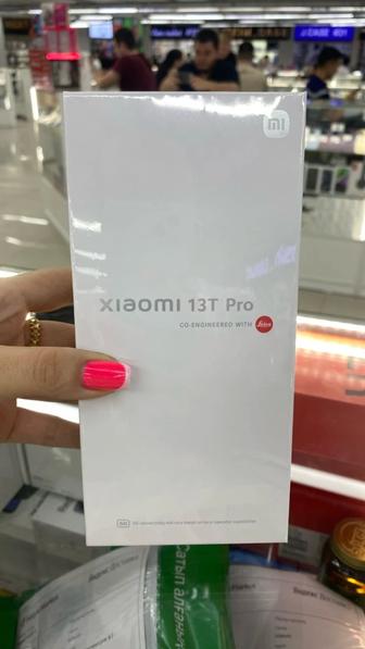 Смартфон Xiaomi 13T 12/512Gb Black, Meadow Green, Alpine Blue