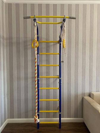 шведская стенка