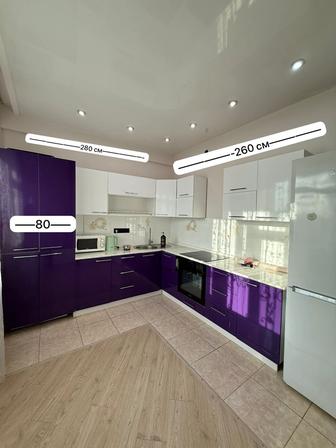 Продаю кухонный гарнитур Б/У