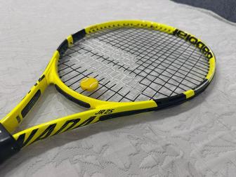 Теннисная ракетка Babolat
