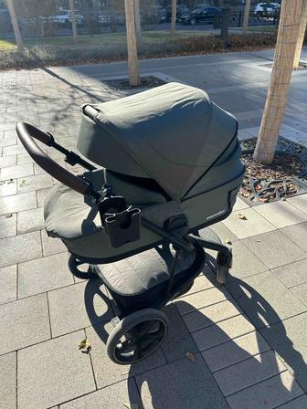 Коляска Easywalker Harvey 3 premium Emerald green