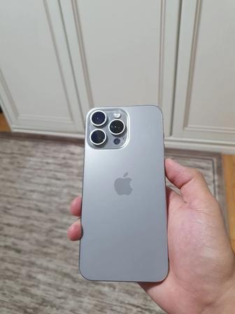 iPhone 15 Pro Max 512 GB Natural Titanium