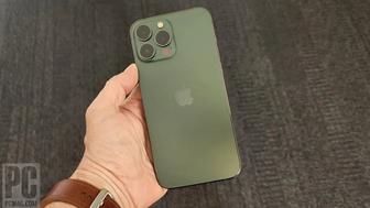 iPhone 13 pro green