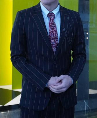 Классический костюм