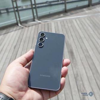 Продам Samsung S23 FE 8гб/128гб