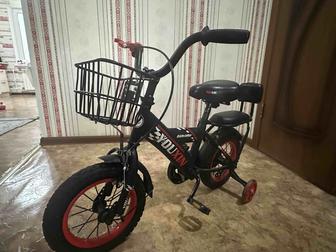 Продам велосипед детский черный