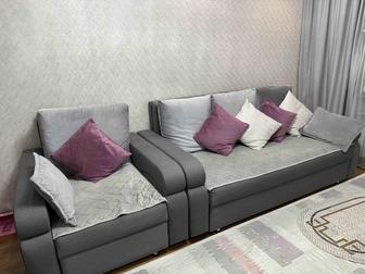 Диван с креслом (все подушки в подарок)