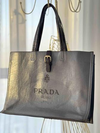 Сумка Prada