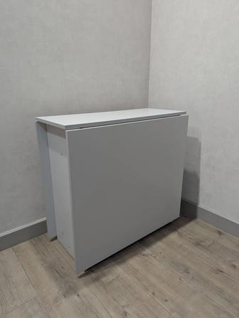 Продам стол (еврокнижка)