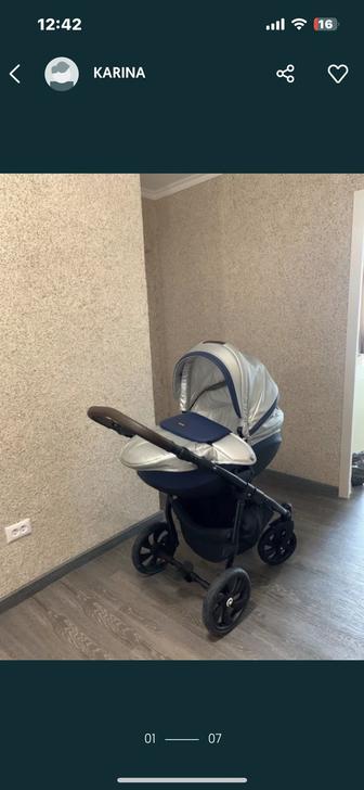 Продам коляску, ванночку с подставкой и горку