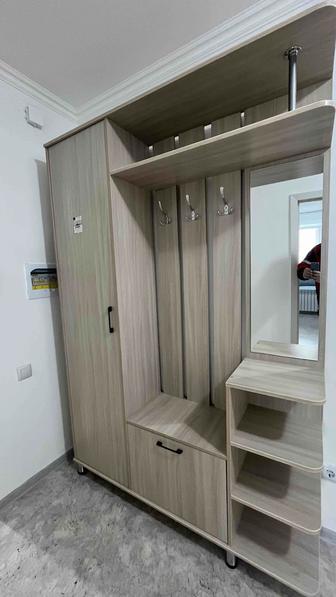 Новый шкаф для прихожей комнаты