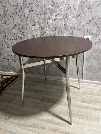 Продам стол круглый