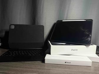 iPad Air 5 (256 GB, Wi-Fi), Apple Pencil 2, Чехол-клавиатура и стандартный